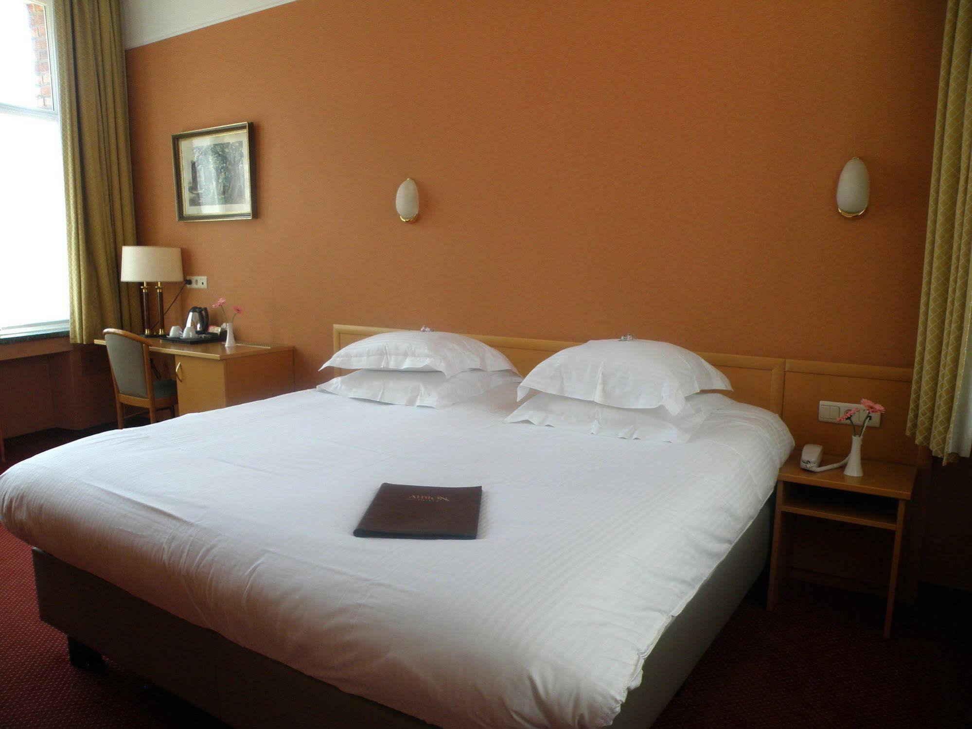 Albion Hotel Ieper Ngoại thất bức ảnh