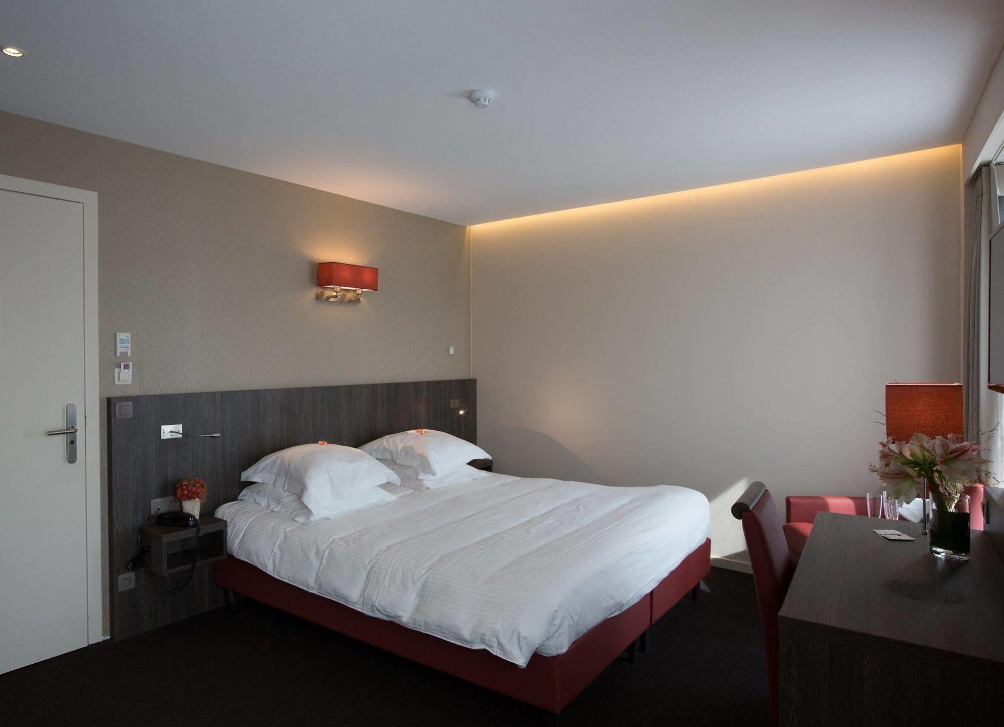 Albion Hotel Ieper Ngoại thất bức ảnh